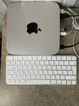 Продам Mac Mini M2 8/512 (2023) + клавиатура и трэкпад оригинал