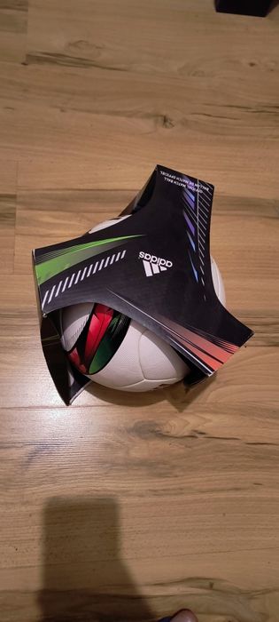 Piłka meczowa Conext 15 Omb