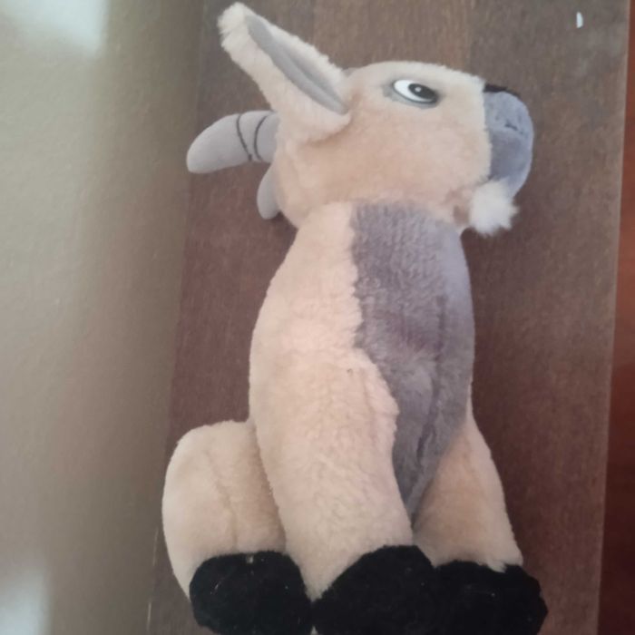 М'яка іграшка козел