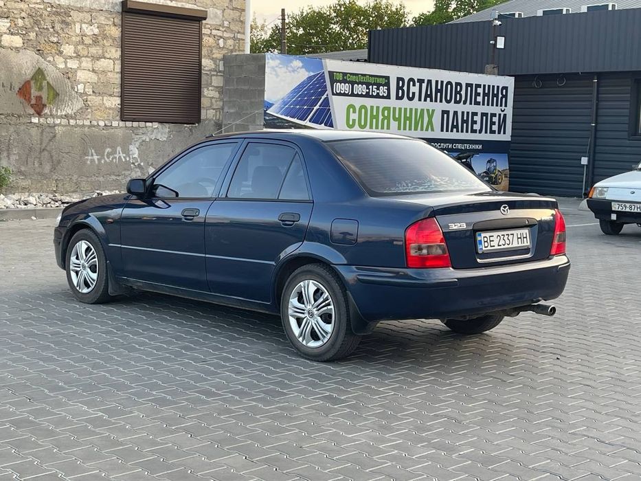 Мазда в доброму стані