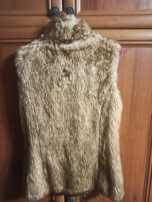 Жилетки подростковые женские