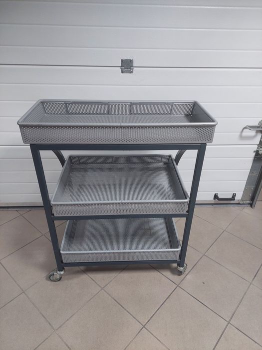 Półka/regał na kułkach