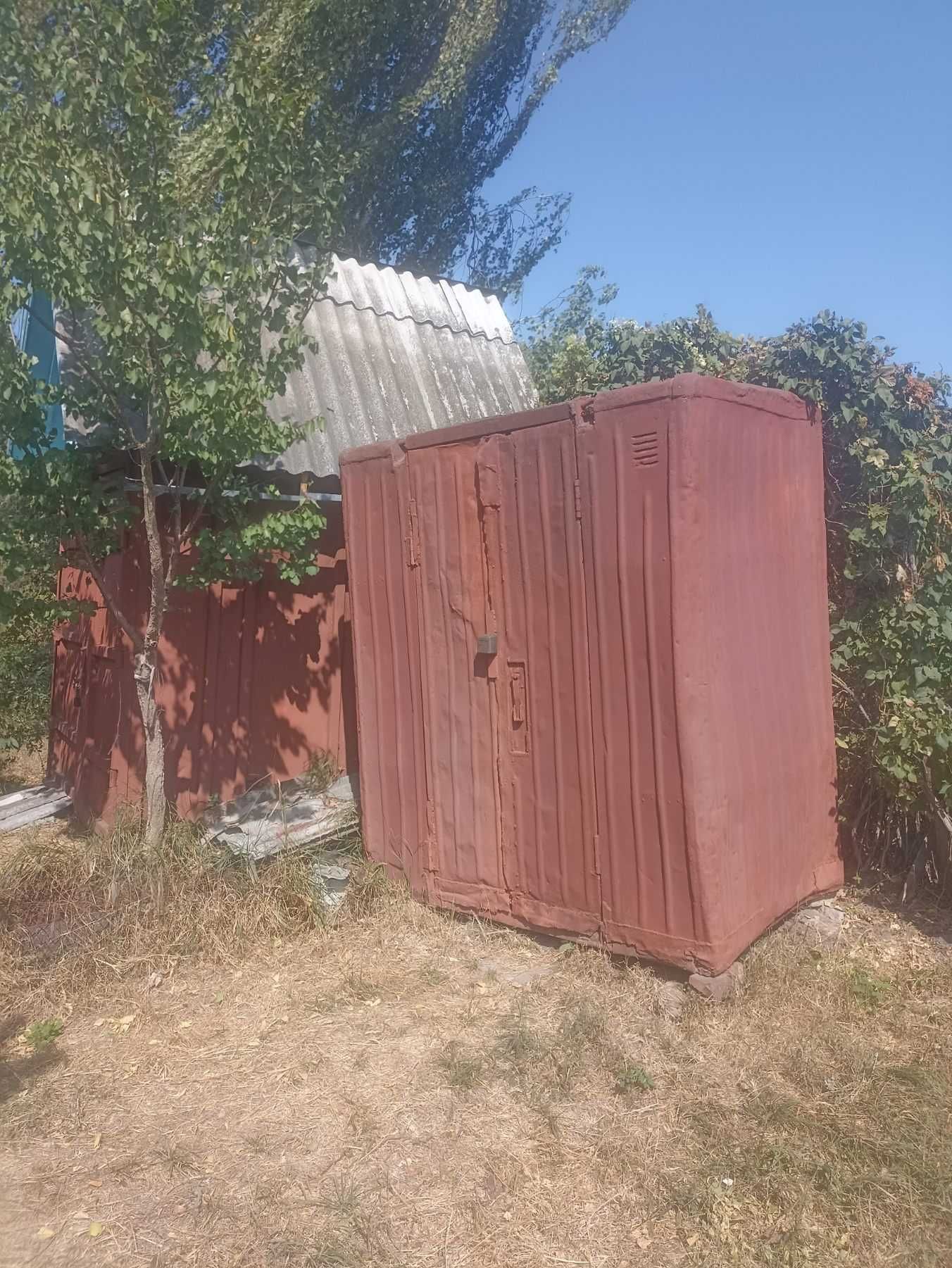 Контейнер б/у продам 3 та 5 т