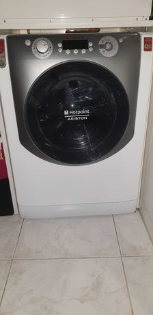 Vendo máquina de lavar roupa Hotpoint 9 kg