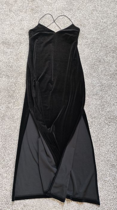 Czarna aksamitna sukienka 38/40