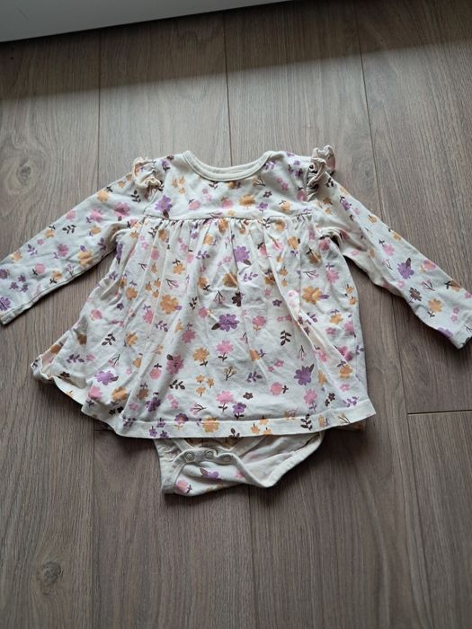 Sukienkobody dla dziewczynki 74. Z metki rozmiar zawyzony  polecam na