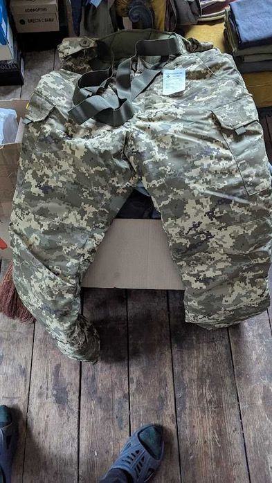 Штани вітрозахисні розмір 52/6 нові