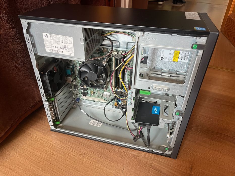 HP EliteDesk 800 G1 TWR i3 12/240 GB