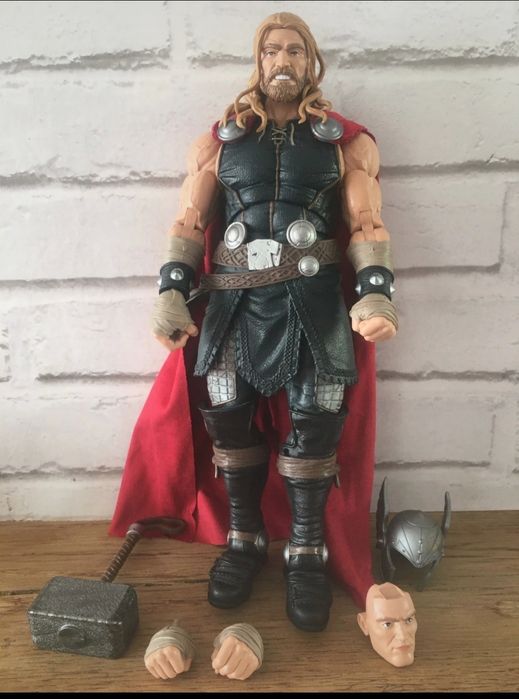 Figura Thor Marvel