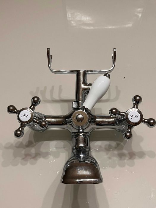 Torneira antiga para banheira (vintage)