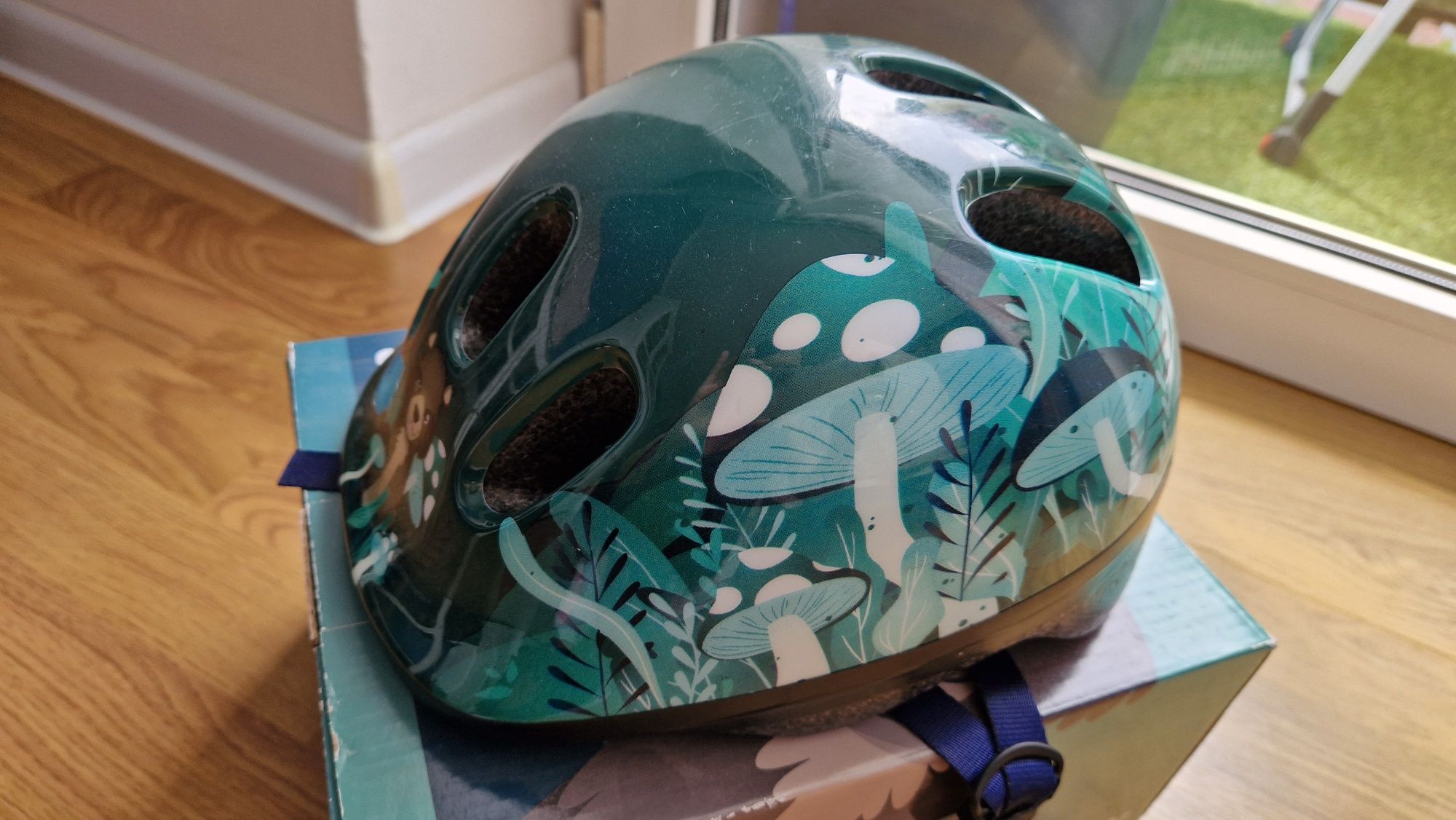 Zielony kask dla dziecka Coolslide jak nowy S 48-52