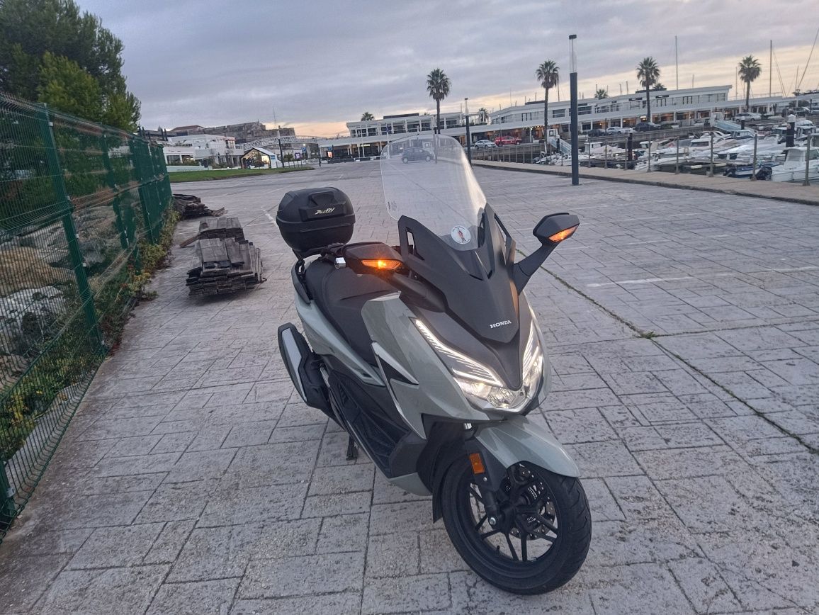 Honda Forza 350 (21)