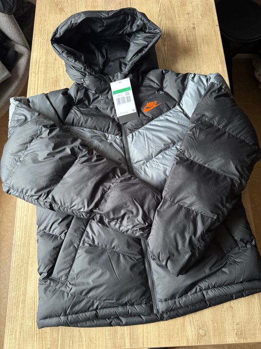 Підліткова куртка Nike