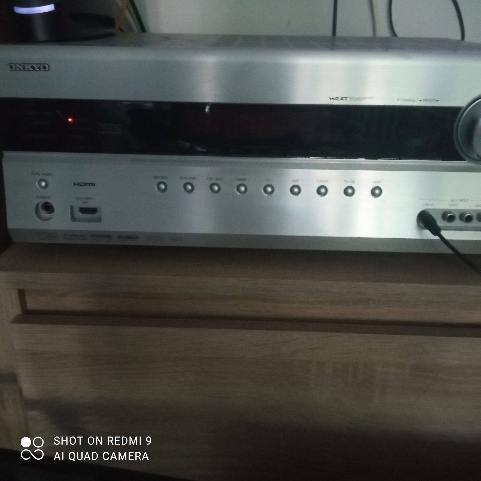 Amplituner Onkyo