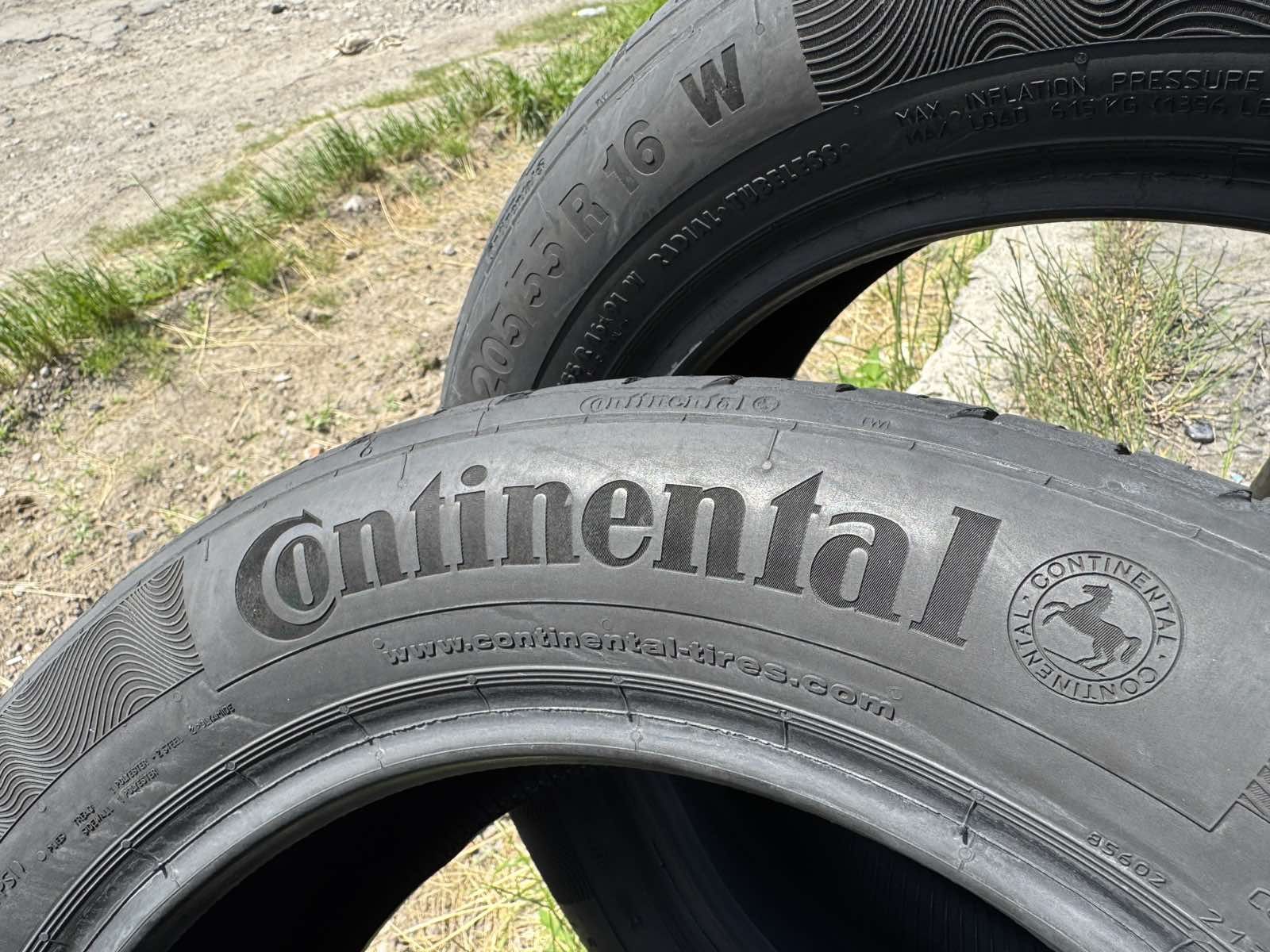 Пара літніх шин Continental ContiPremiumContact ⁵ 205/55 R16