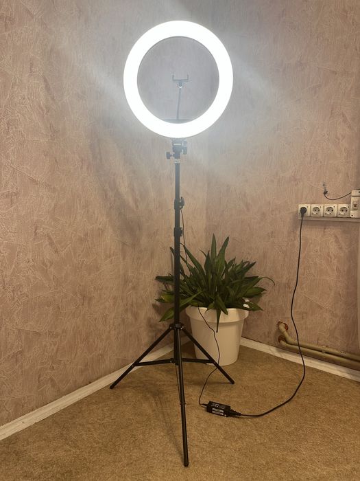 Кільцева лампа (діаметр 45см), лампа для майстра тату