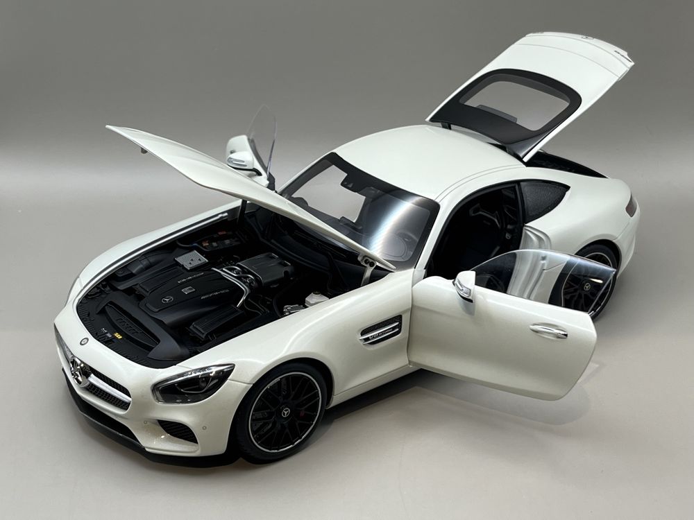 Model 1:18 Mercedes-AMG GT S