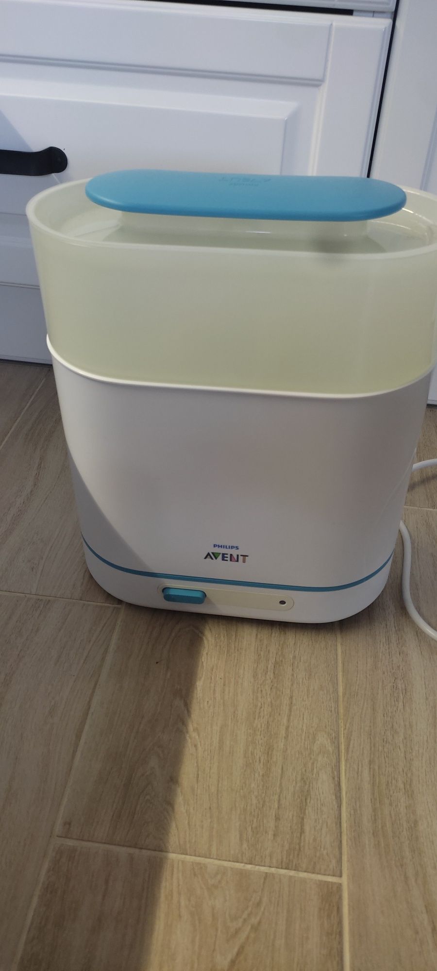 Sterylizator elektryczny do butelek Philips Avent