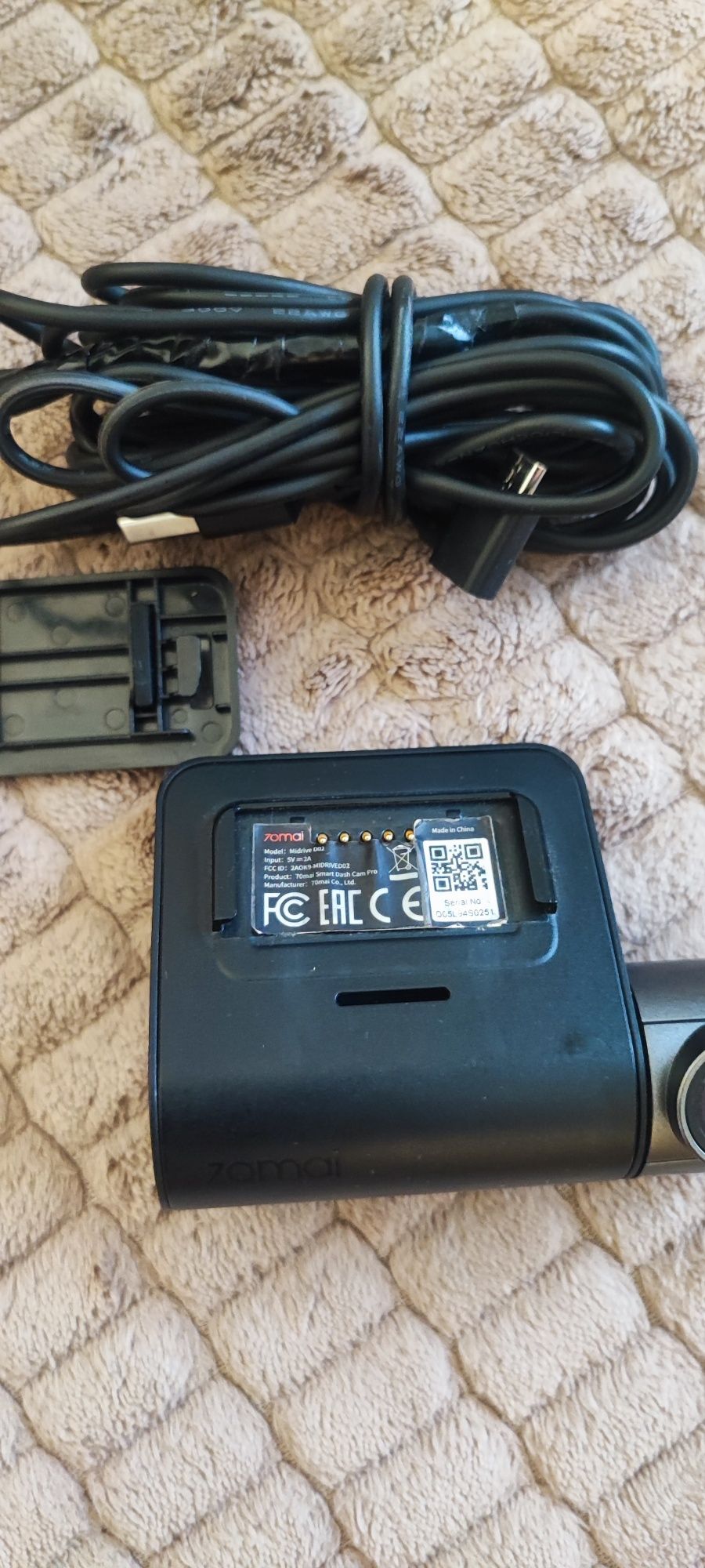 Продам регистратор 70 Mai Midrive d02 .