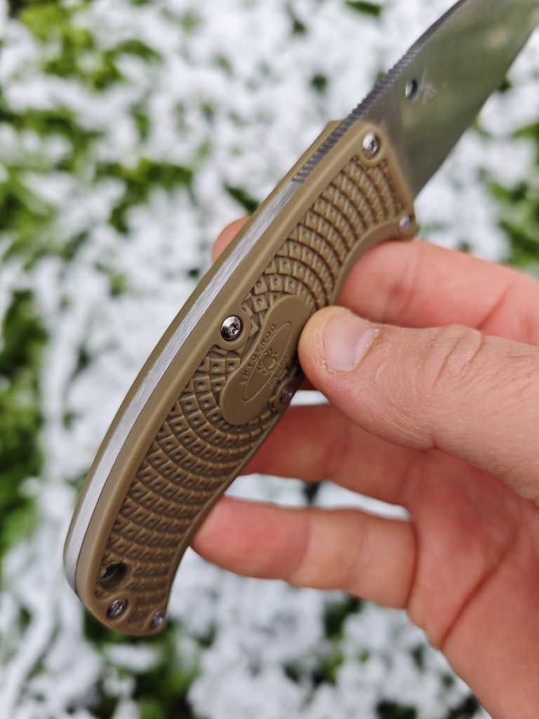 Spyderco Enuff 2 с ножнами и клипсой, отличный рез и эргономика edc