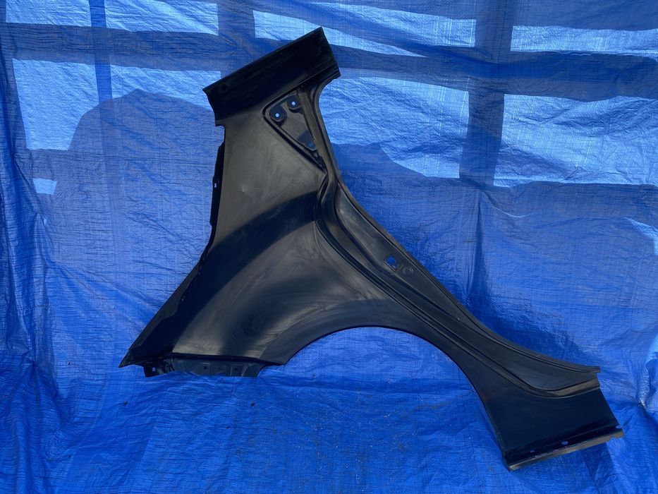 POSZYCIE błotnika lewe NISSAN LEAF I 10-17 lewy tył błotnik ćwiartka