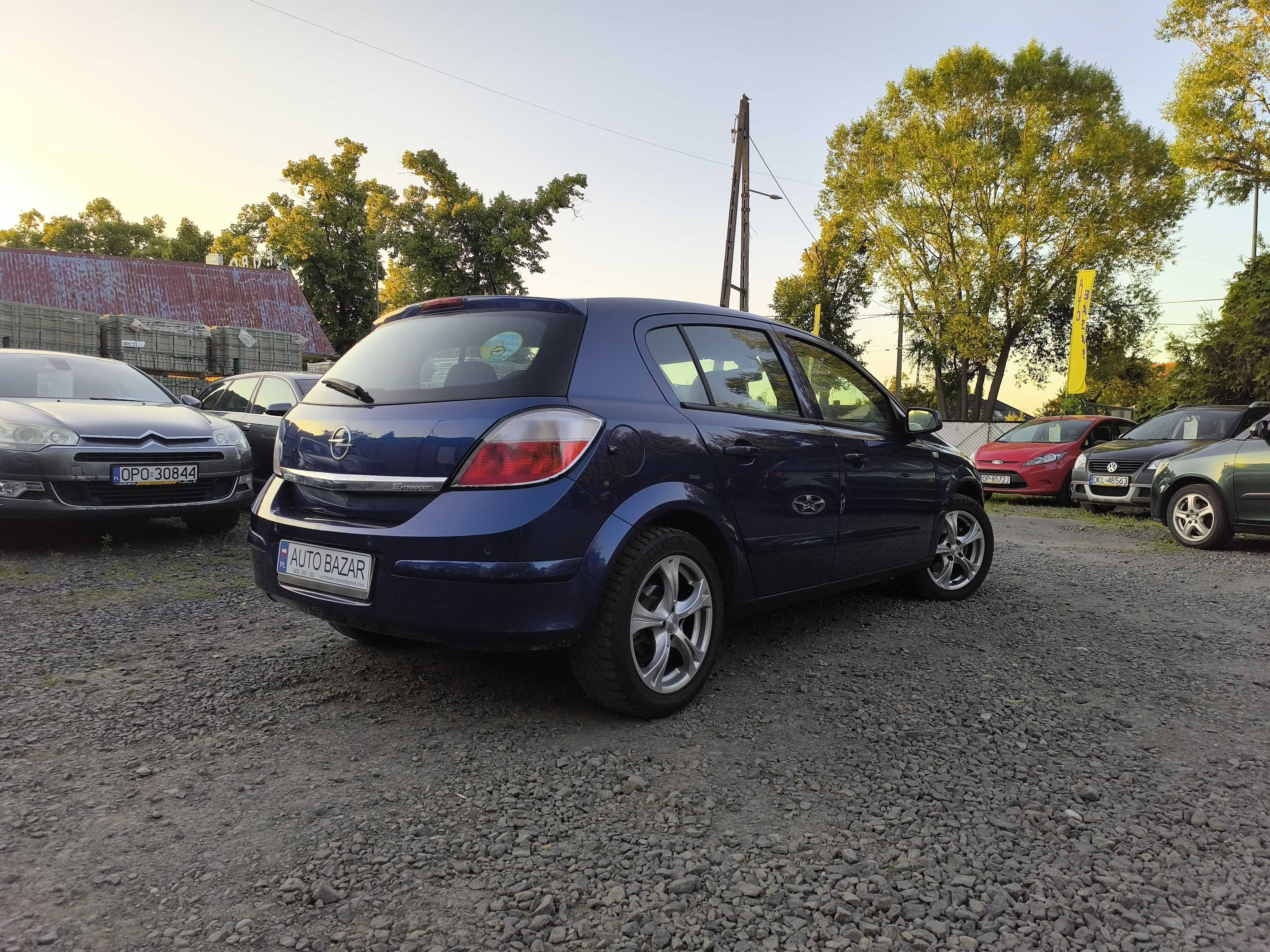 Astra 1.6B • 2004r • 218 tys km • ISOFIX • Klima • Alu 16tki•2 kpl kół