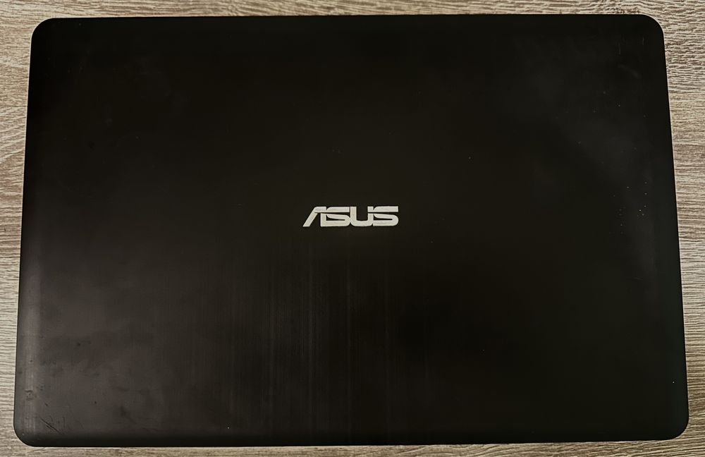 ASUS F540M 2018 року під ремонт або на запчастини — ідеальний донор