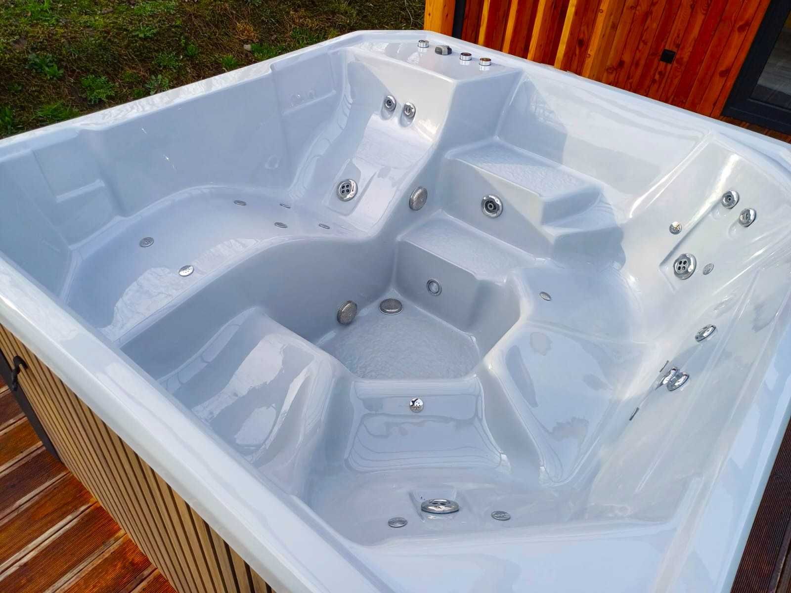 "ETNA" 5 osobowe Jacuzzi Jakość PREMIUM! Wanna SPA gorąca beczka!