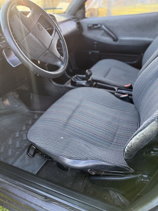 Продам Volkswagen passat B3 1.8 1990 г.в.