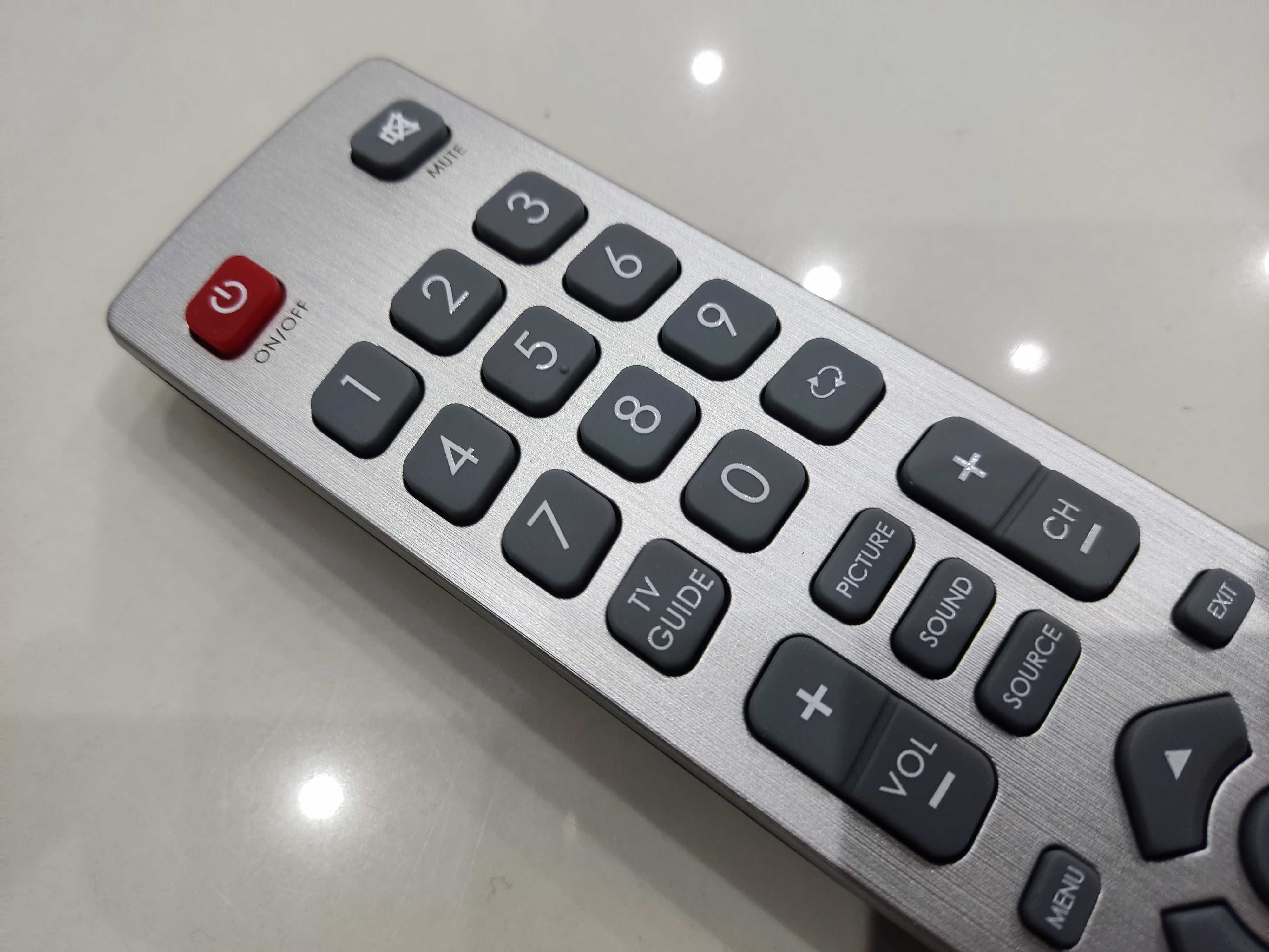 Pilot do telewizorów Sharp Aquos Technika Blaupunkt Nowy Oryginalny za
