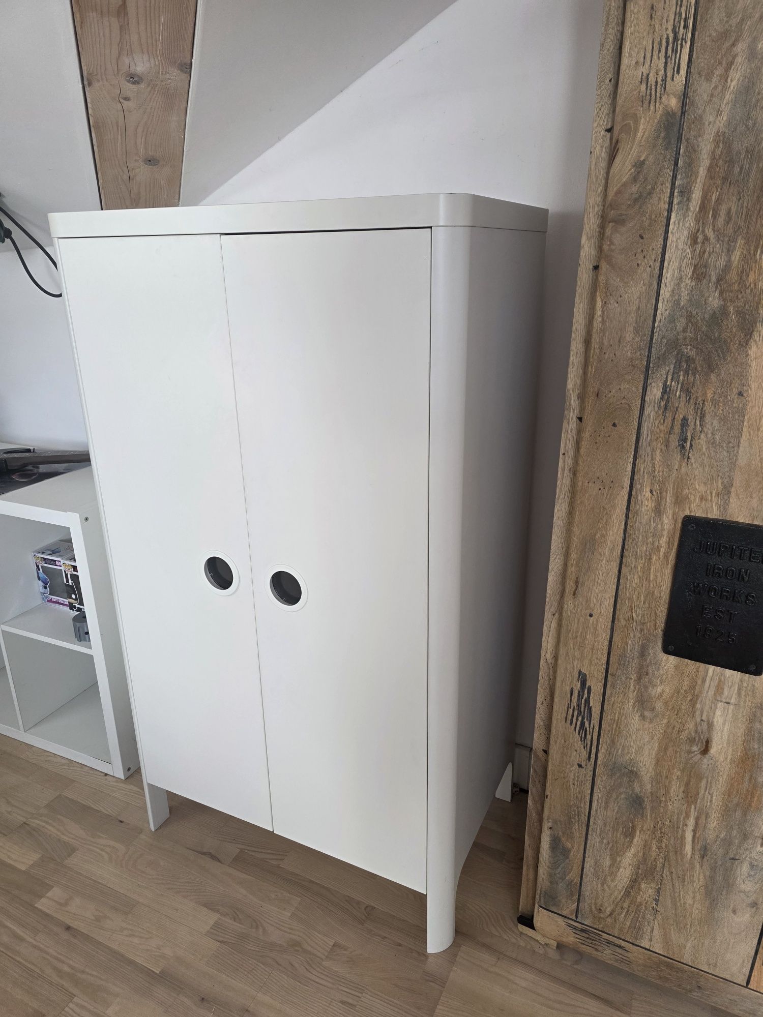 Szafa Ikea Busunge 80×139 + 20 wieszaków gratis