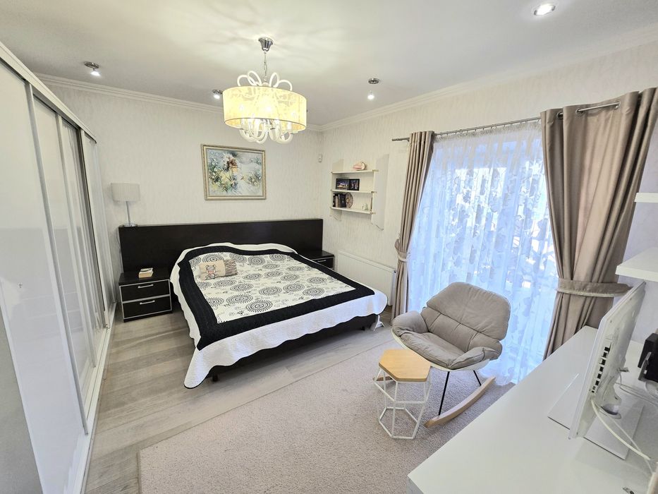 Оренда автономного будинка 350 м2 з охороною с. Гатне 3 км Теремки