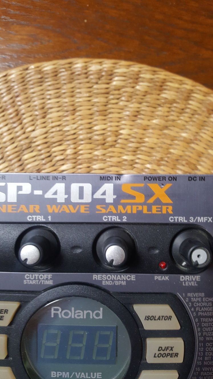 sampler Roland Sp404 sx lo-fi