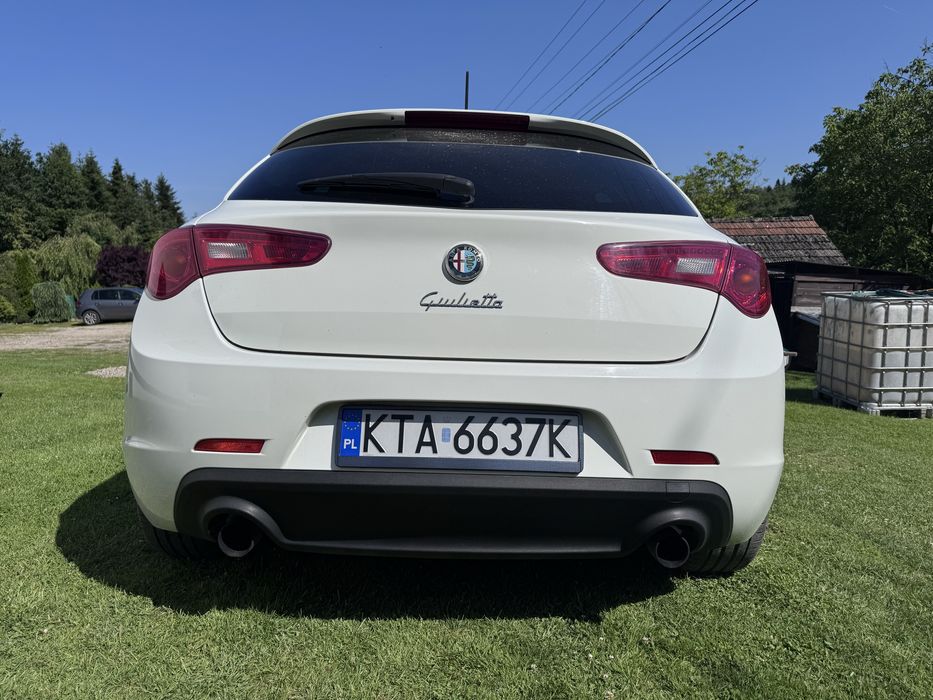 Alfa romeo giulietta quadrifoglio verde