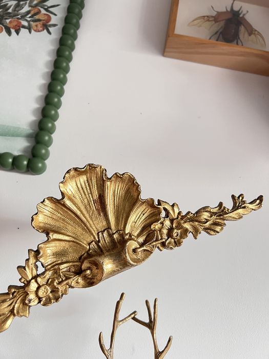 Fronton okucie meblowe z brązu brąz antyk XIX antyk Francja