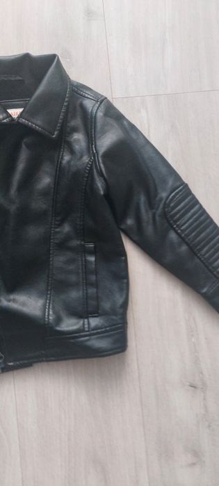 Шкіряна куртка 110см