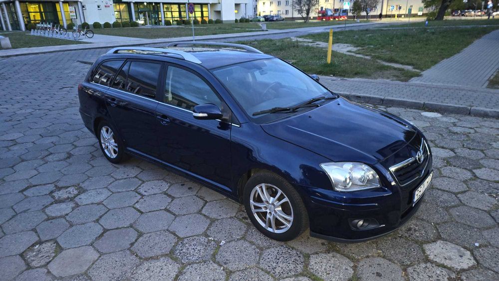 Toyota Avensis Combi