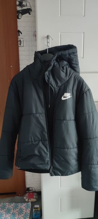 Куртка Nike оригінал жіноча S/M