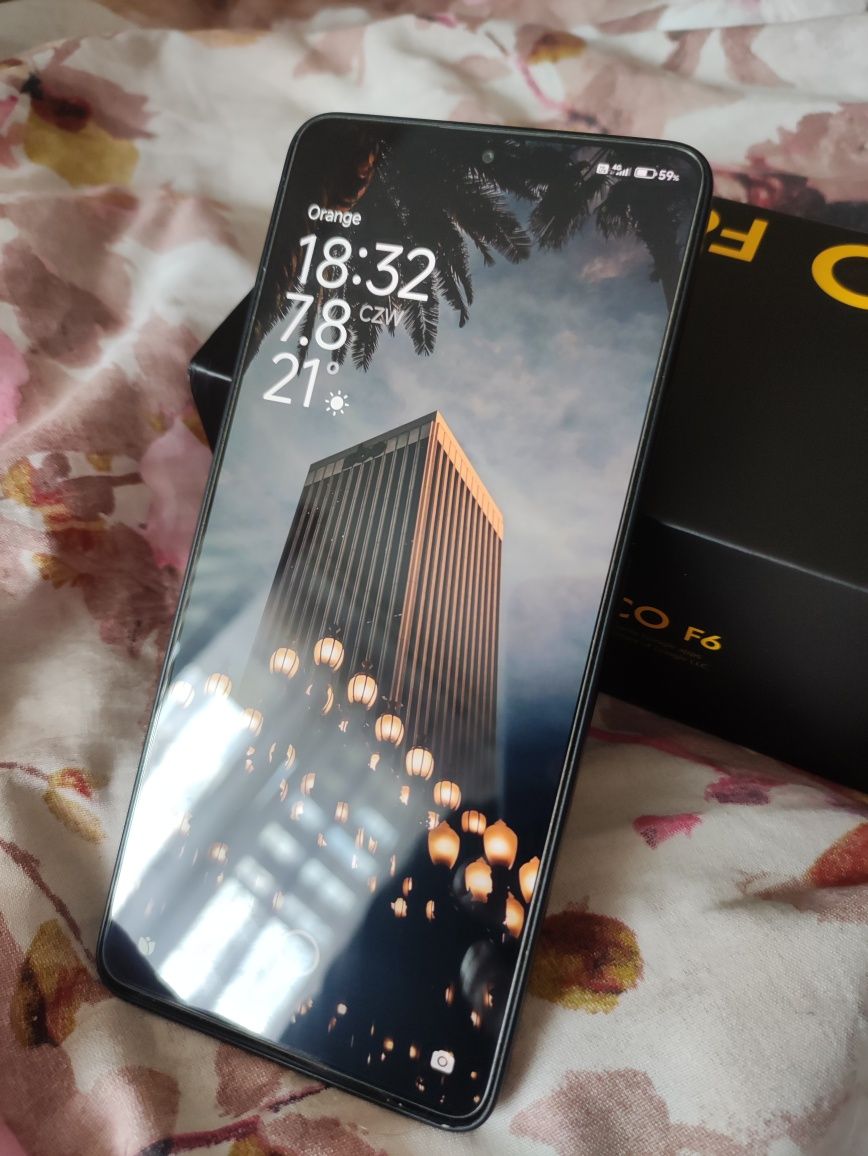 Półroczny POCO F6 12/512GB czarny