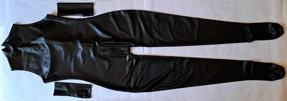 Czarny kombinezon latex 100% guma r. M/L
