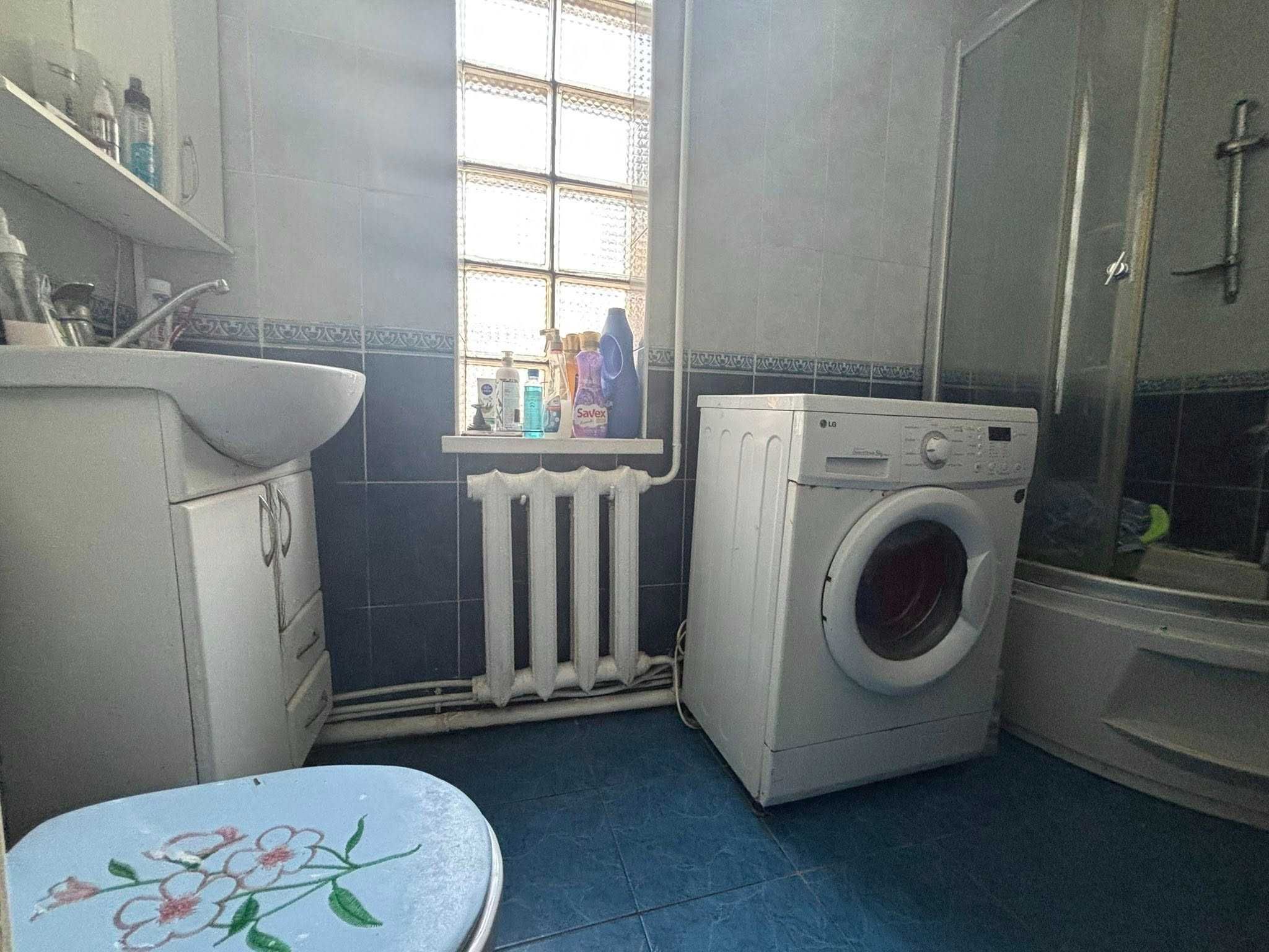 Продам частину одноповерхового будинку з окремим входом і невеликою