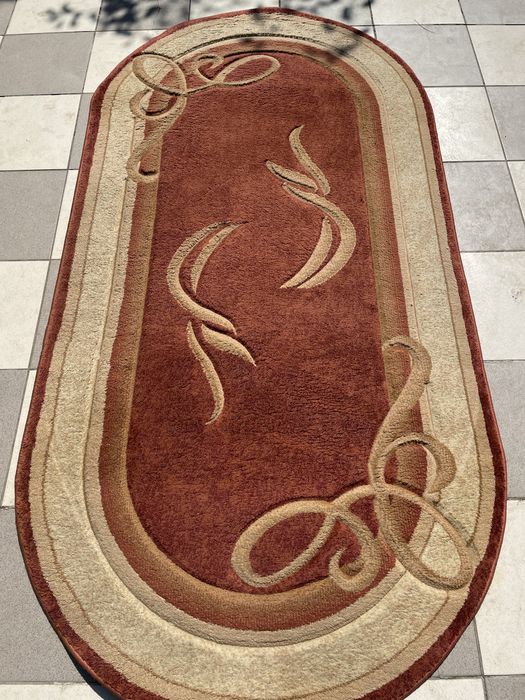 Килими та паласи б/в в дуже гарному стані