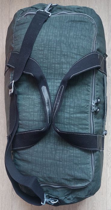 Сумка б/у дорожная больщая Kipling  77L