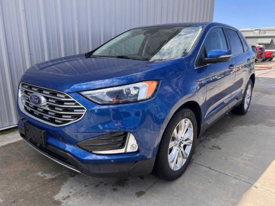Ford Edge Titanium      2022