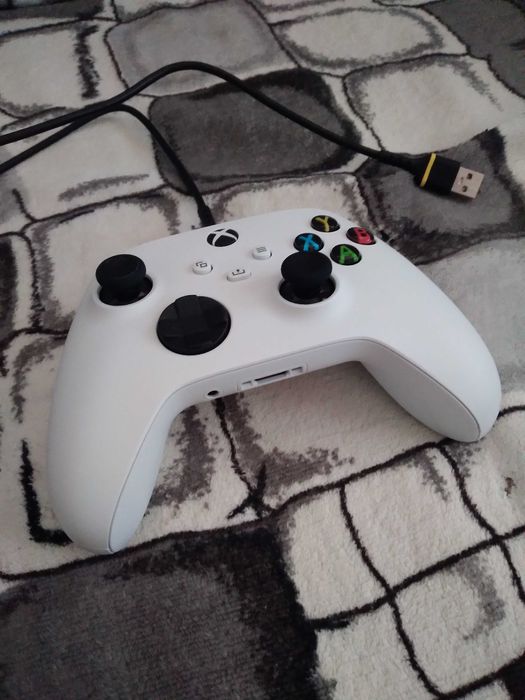 Pad Xbox Series Controller Robot White GWARANCJA do czerwca 2027