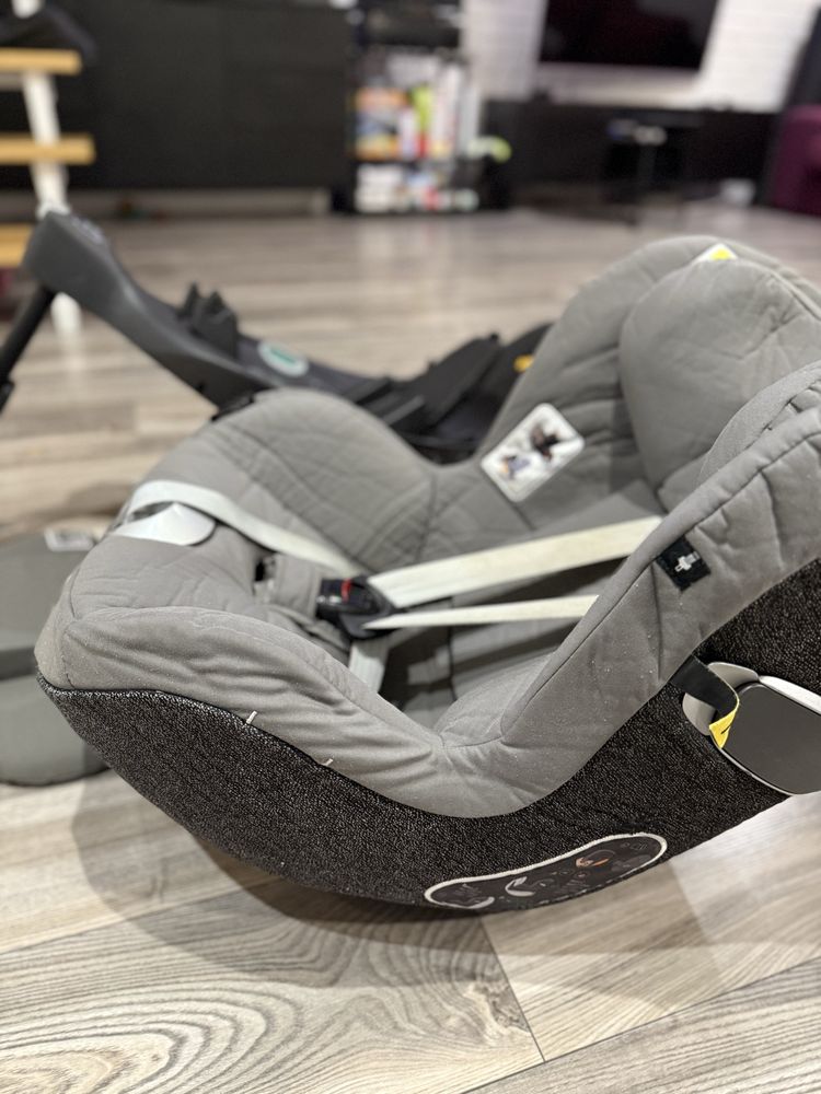 Cybex Sirona Z i-Size + baza – fotelik obrotowy, dobry stan