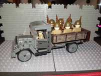 Zestaw Samochód +7 Figurek żołnierzy transport kompatybilne z LEGOCobi