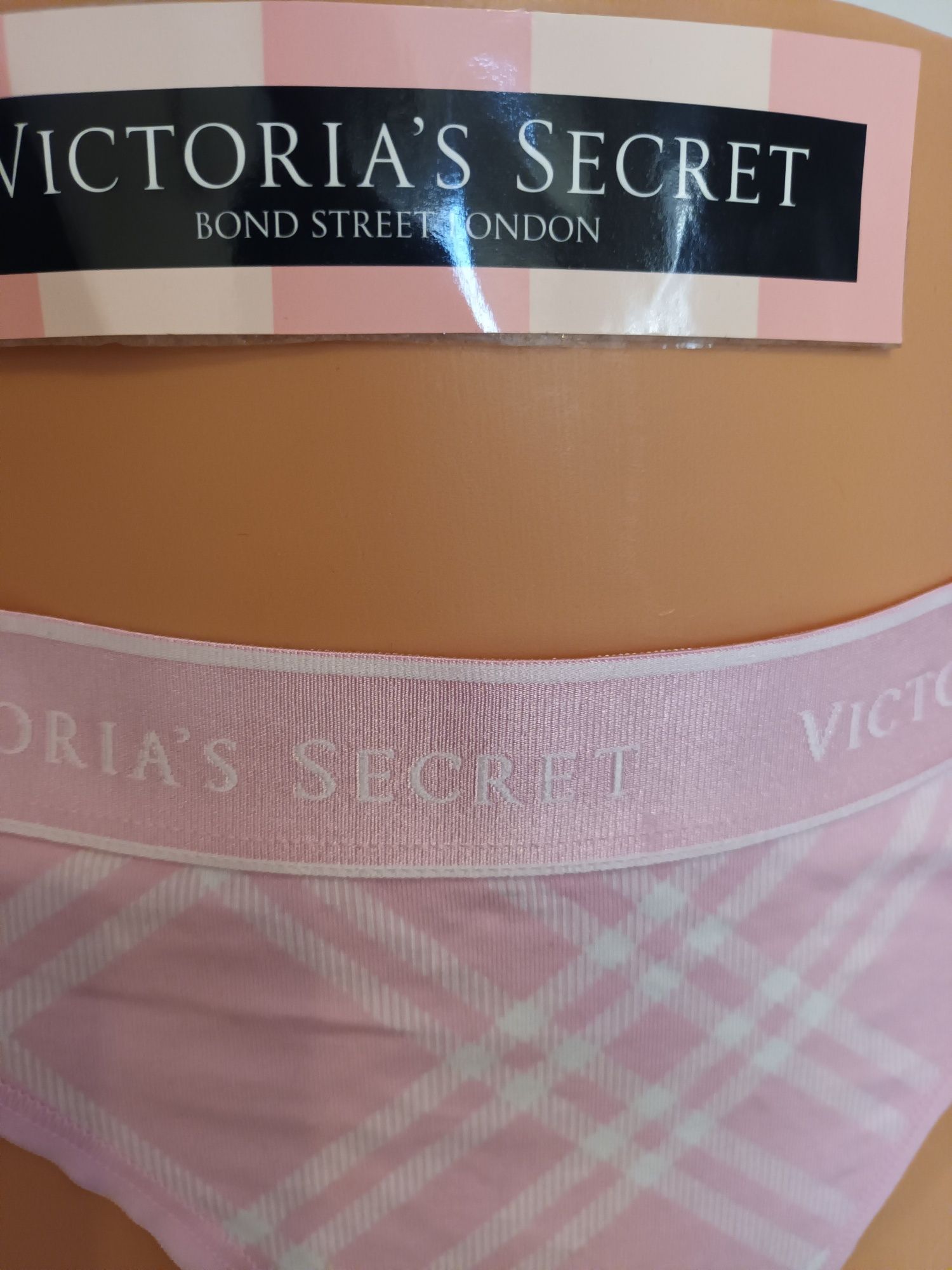 Victoria's Secret   Majtki Stringi   Roz. XL