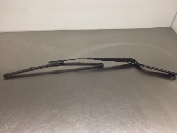 Haste / braço de escova limpa vidros frente esquerda SMART ForFour (45