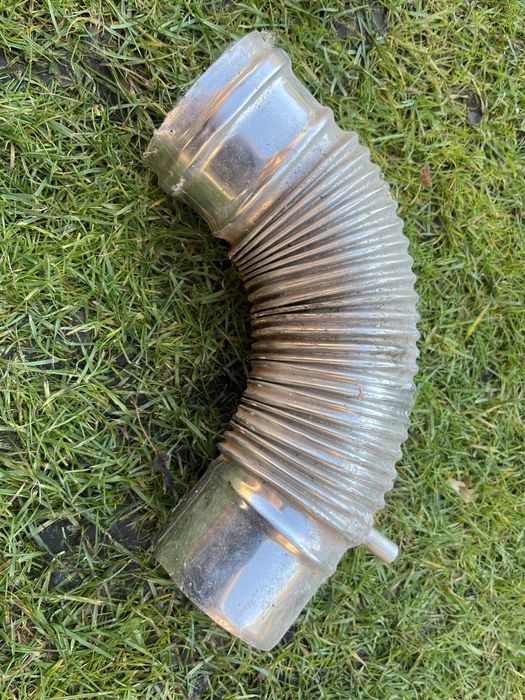 Kolano do komina i kolnierz do komina